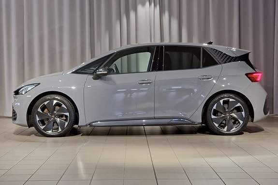 Cupra Born 2 of 5