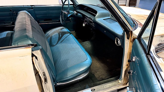 Chevrolet Impala 20 of 30