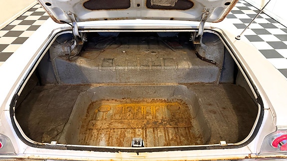 Chevrolet Impala 24 of 30