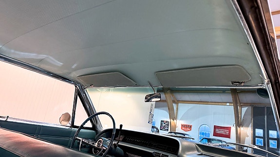 Chevrolet Impala 23 of 30