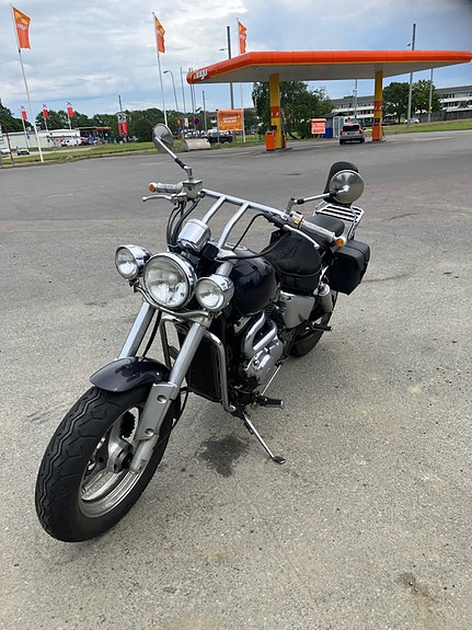 Suzuki VZ800 Marauder 5 of 5