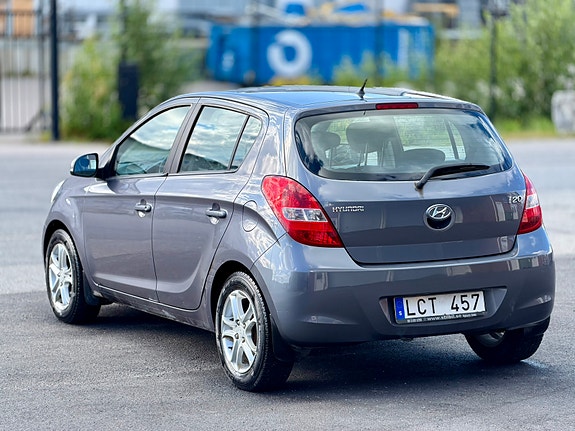 Hyundai i20 4 of 5