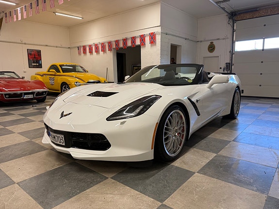Chevrolet Corvette 5 of 5
