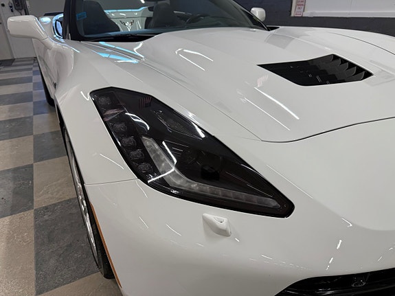 Chevrolet Corvette 6 of 30