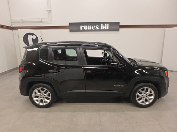 Jeep Renegade 17 of 19
