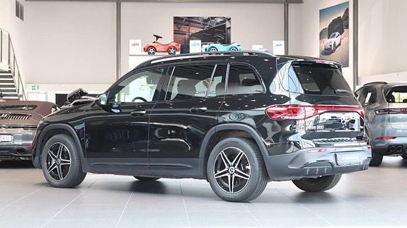 Mercedes-Benz EQB300 7 of 9