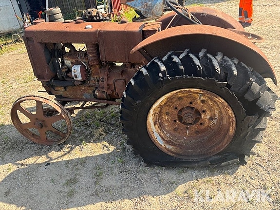Veterantraktor Case R 5 of 5