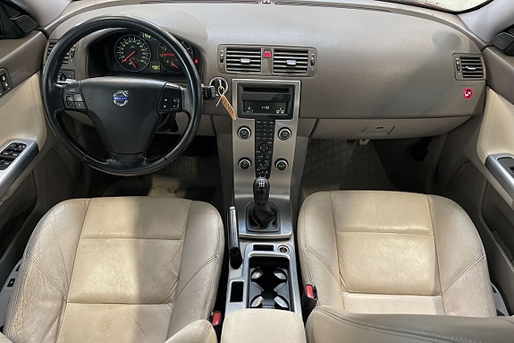 Volvo V50 10 of 10