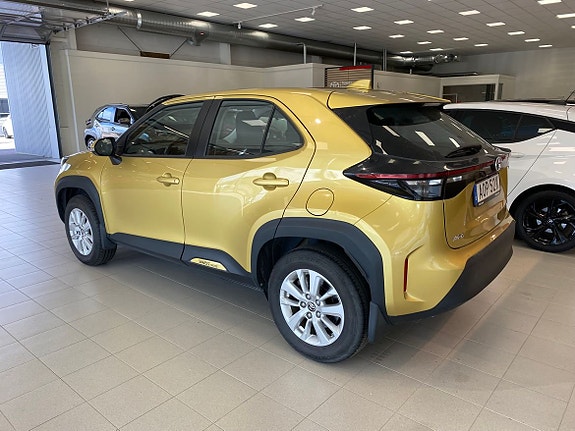 Toyota Yaris Cross 3 of 4