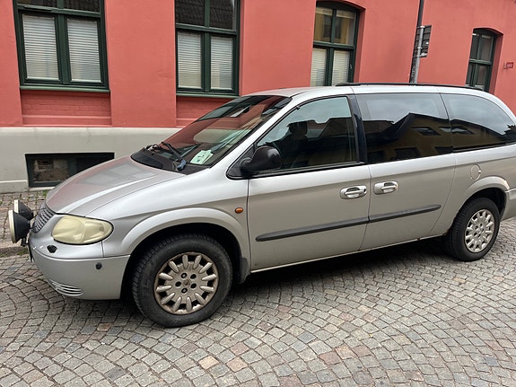 Chrysler Grand Voyager 3 of 6