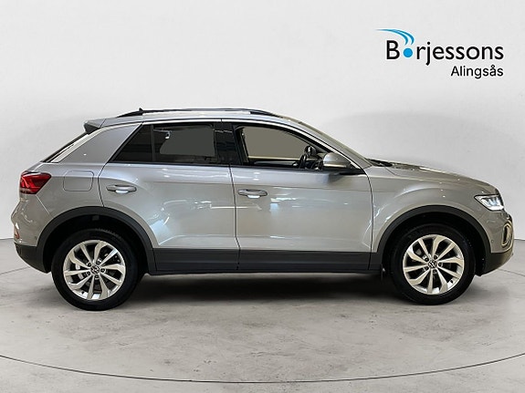 Volkswagen T-Roc 2 of 5