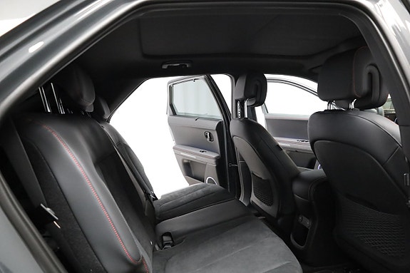 Hyundai Ioniq 5 10 of 19