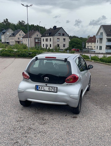 Toyota Aygo 3 of 5