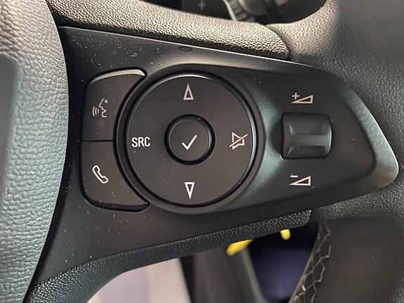 Opel Corsa 17 of 19