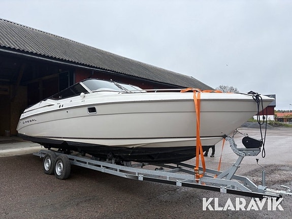 Båt Regal 2800 LSR 4 of 5