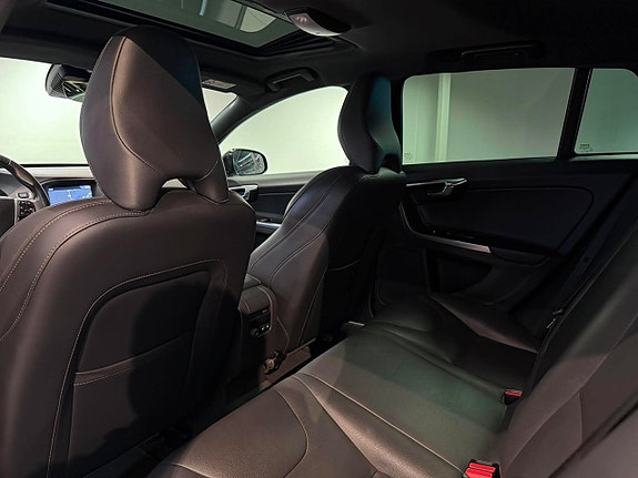 Volvo V60 Cross Country 19 of 20