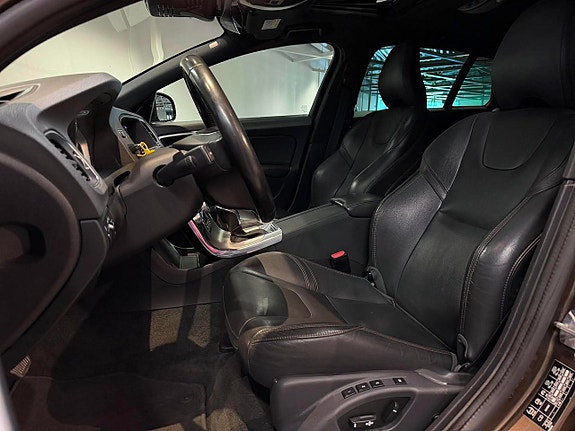 Volvo V60 Cross Country 15 of 20
