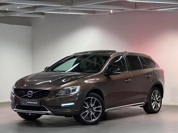 Volvo V60 Cross Country 6 of 20