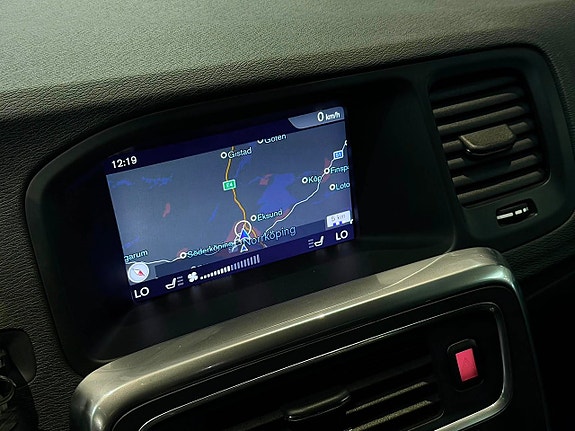 Volvo V60 Cross Country 16 of 20