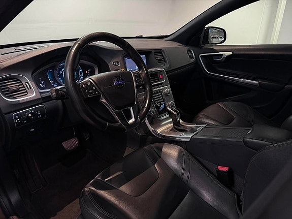 Volvo V60 Cross Country 13 of 20