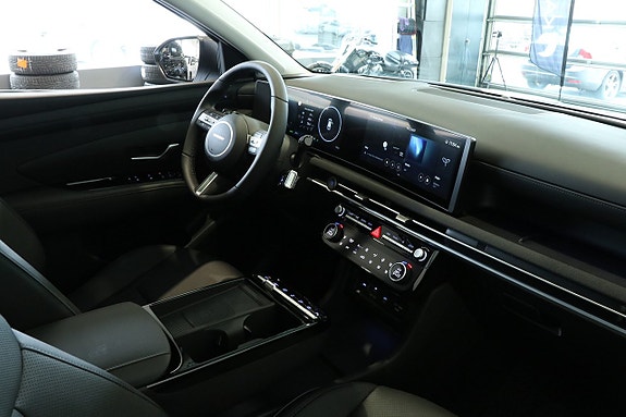 Hyundai Tucson 13 of 22