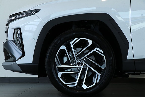 Hyundai Tucson 2 of 22