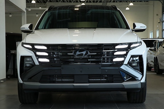 Hyundai Tucson 3 of 22