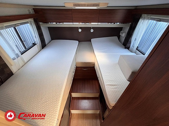 Adria Coral Platinum S 670SL* 16 of 27