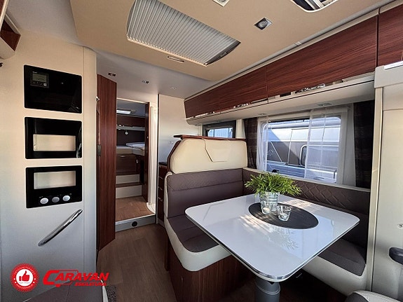 Adria Coral Platinum S 670SL* 7 of 27
