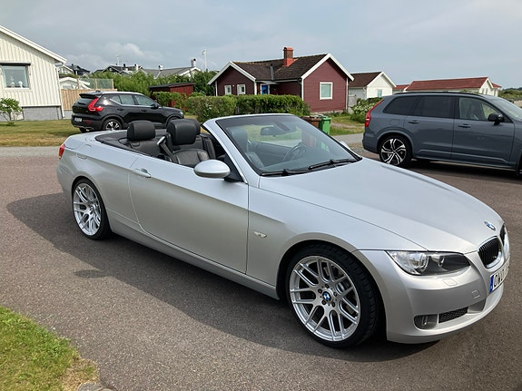 BMW 325i 5 of 5