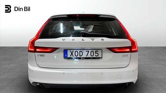 Volvo V90 5 of 5
