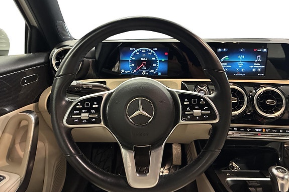 Mercedes-Benz A180 5 of 5