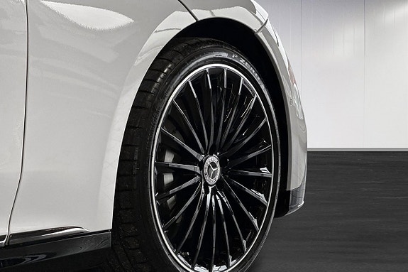 Mercedes-Benz EQE350 5 of 5
