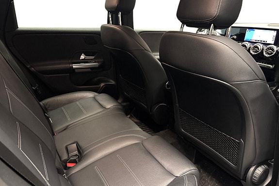Mercedes-Benz B250 e 12 of 13