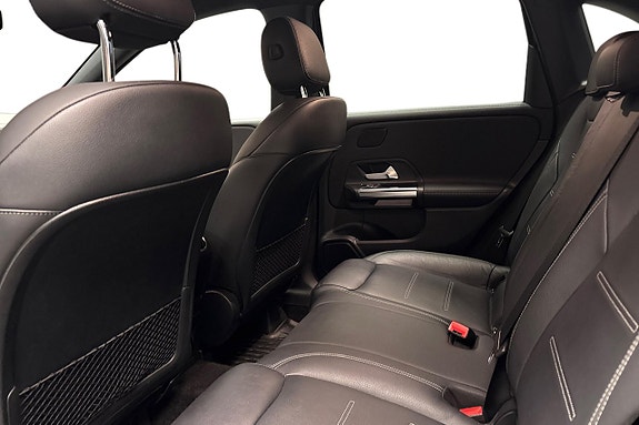 Mercedes-Benz B250 e 9 of 13