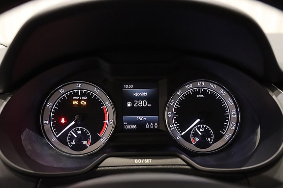 Skoda Octavia 14 of 18