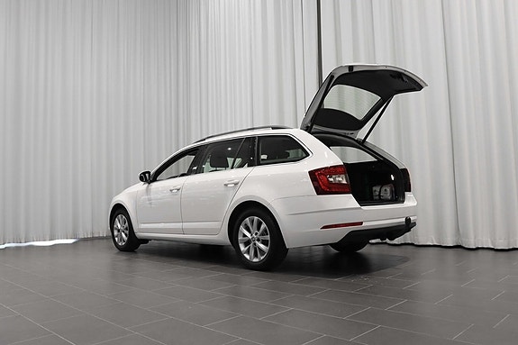 Skoda Octavia 4 of 18