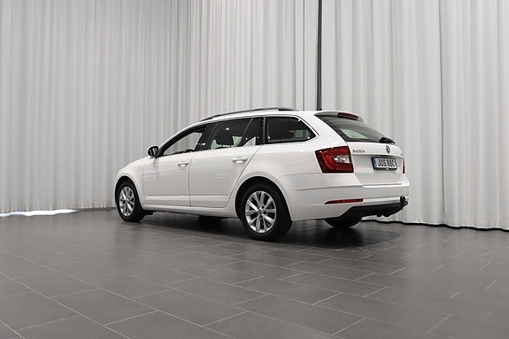 Skoda Octavia 3 of 18