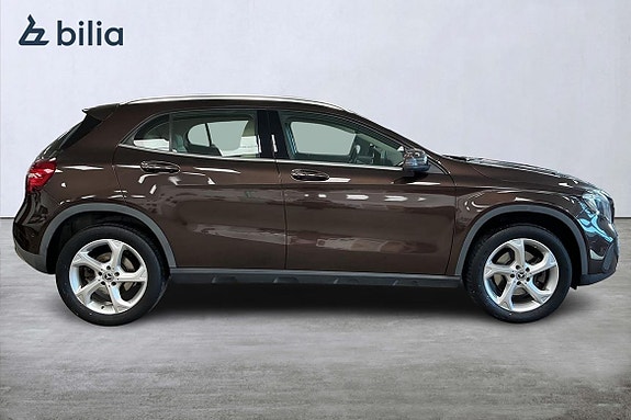 Mercedes-Benz GLA180 d 8 of 25