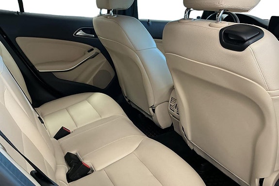 Mercedes-Benz GLA180 d 17 of 25