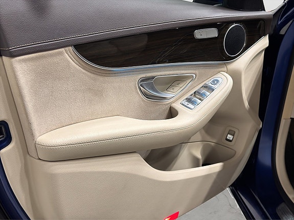 Mercedes-Benz C180 16 of 20