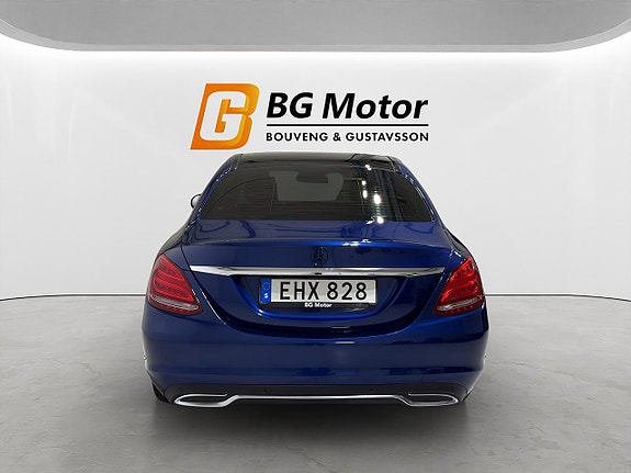 Mercedes-Benz C180 5 of 5