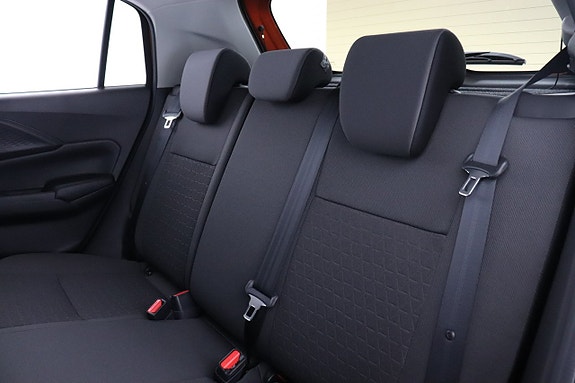 Suzuki Swift 14 of 18
