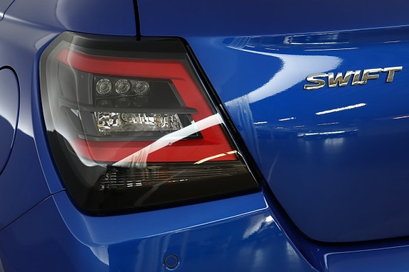 Suzuki Swift 9 of 18