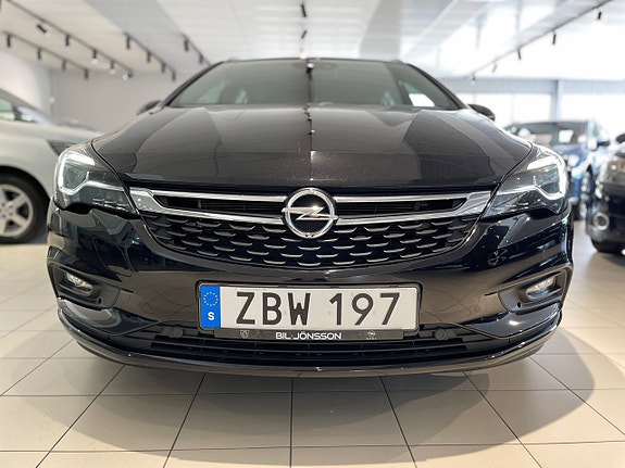 Opel Astra 2 of 5