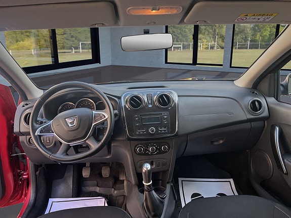 Dacia Logan 13 of 21