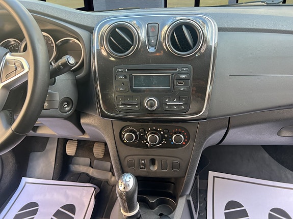 Dacia Logan 14 of 21