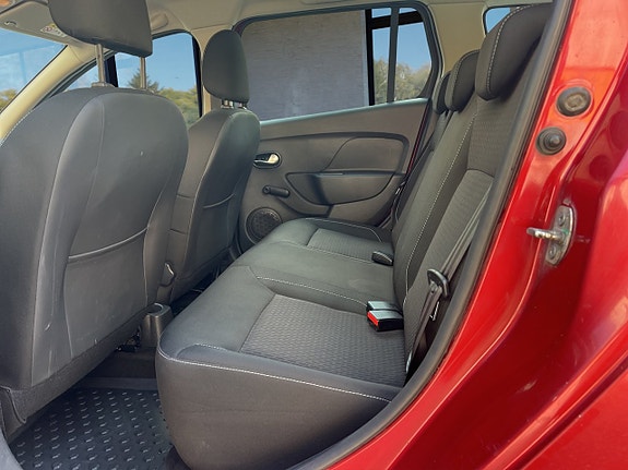 Dacia Logan 11 of 21