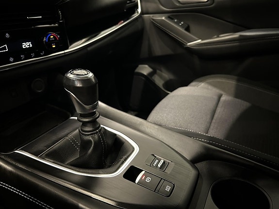Nissan Qashqai 14 of 14