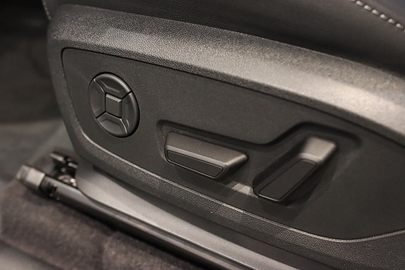Audi Q6 e-tron 15 of 26